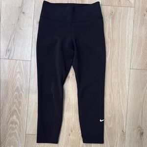 Nike Black Athletic Leggings with Swoosh